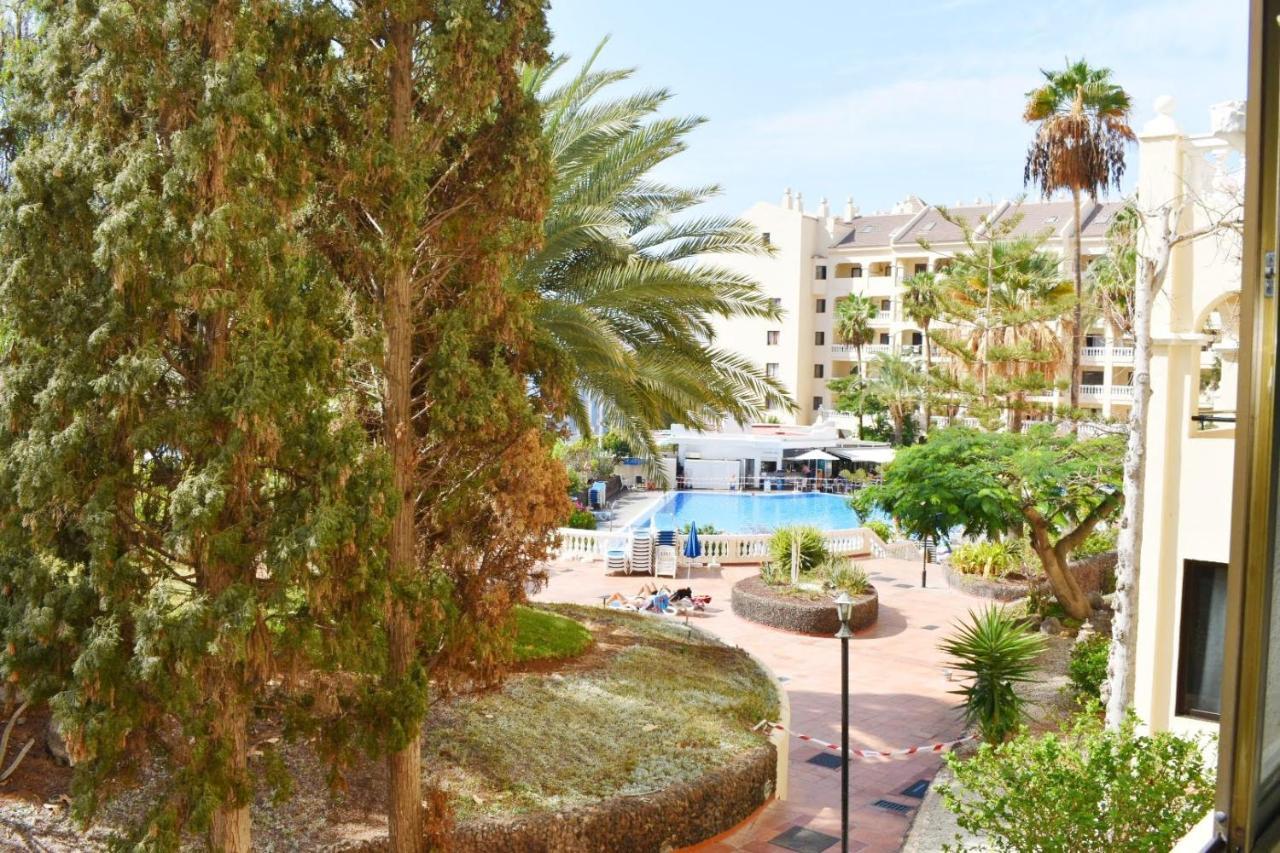 Castle Margherita'S Apartments Los Cristianos  Buitenkant foto