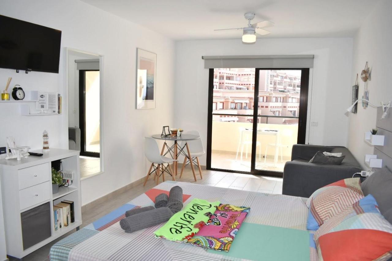 Castle Margherita'S Apartments Los Cristianos  Buitenkant foto