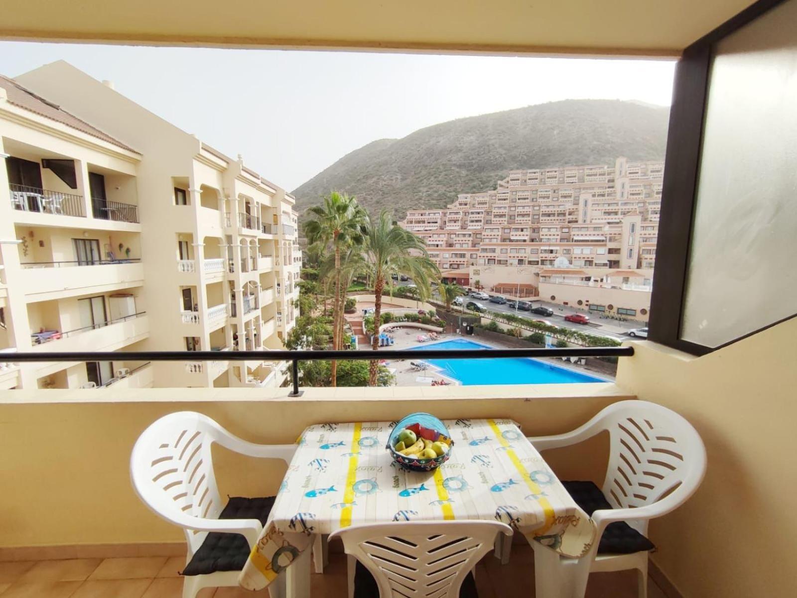 Castle Margherita'S Apartments Los Cristianos  Buitenkant foto