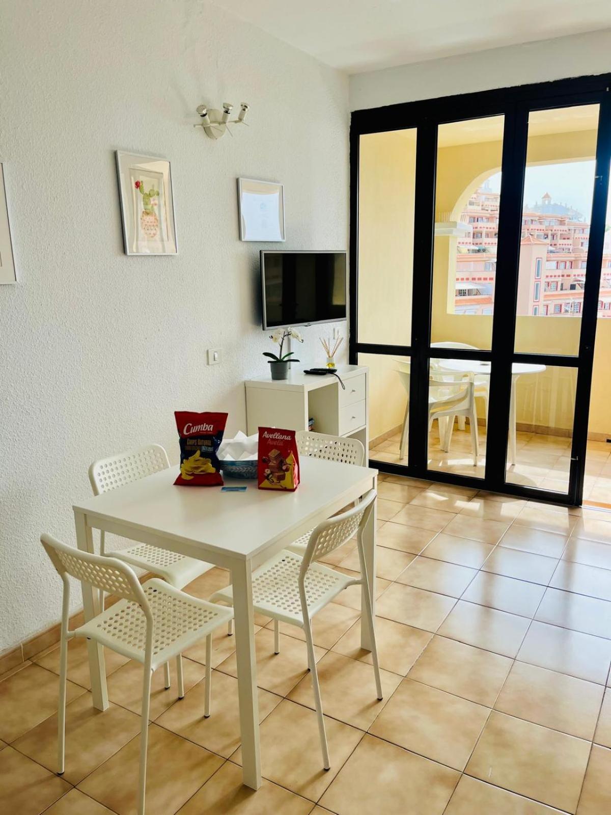 Castle Margherita'S Apartments Los Cristianos  Buitenkant foto