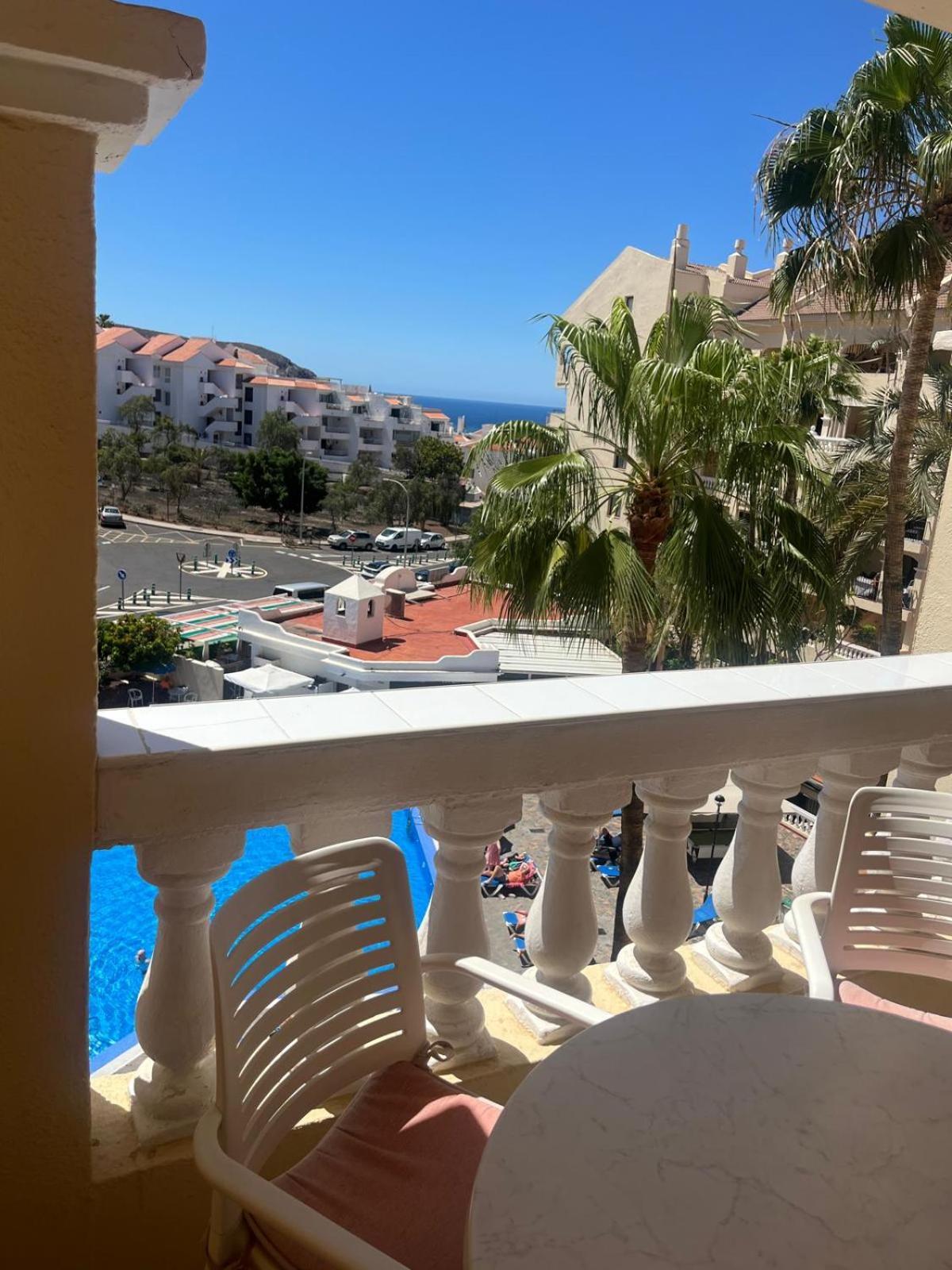Castle Margherita'S Apartments Los Cristianos  Buitenkant foto
