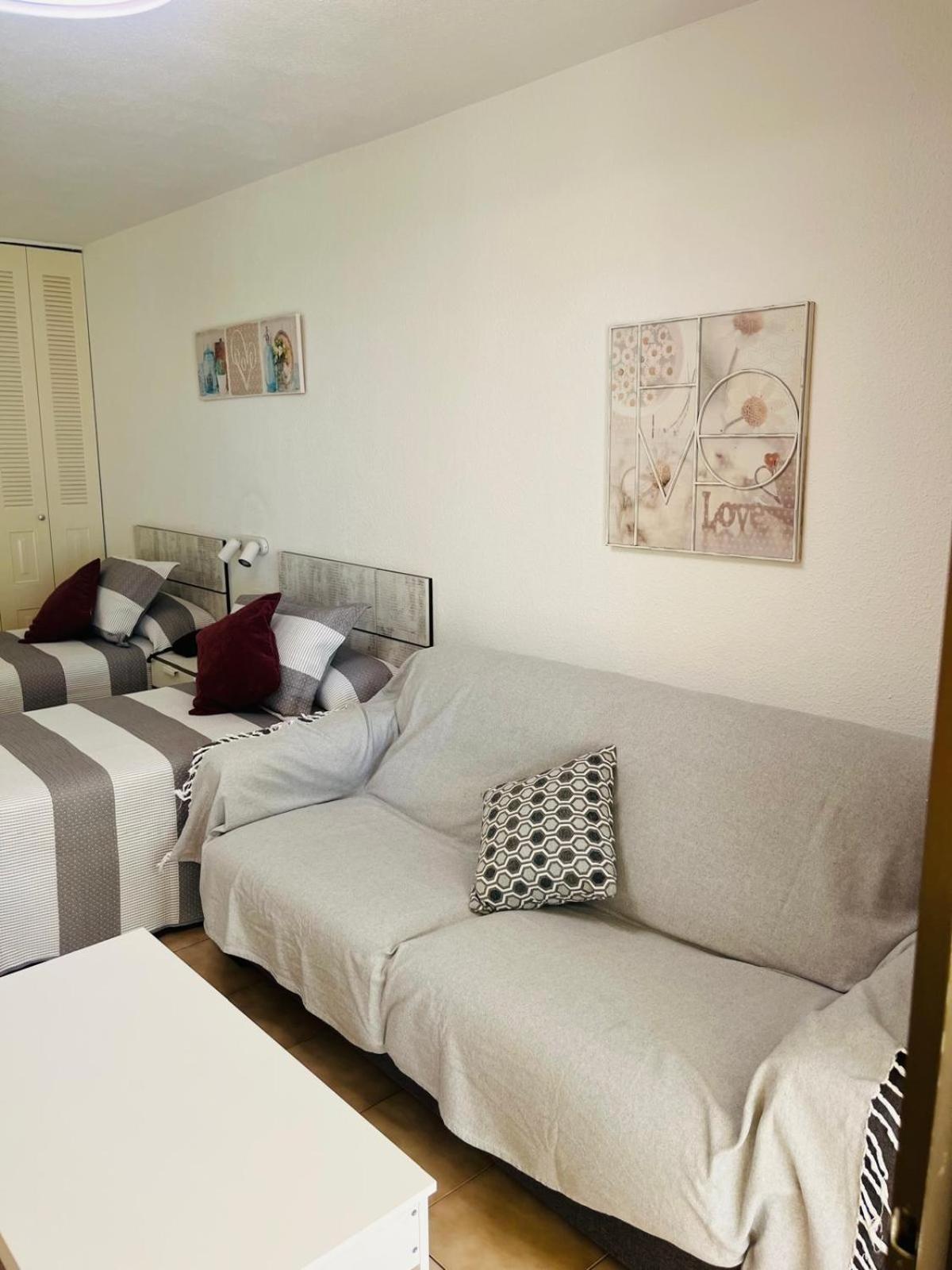 Castle Margherita'S Apartments Los Cristianos  Buitenkant foto